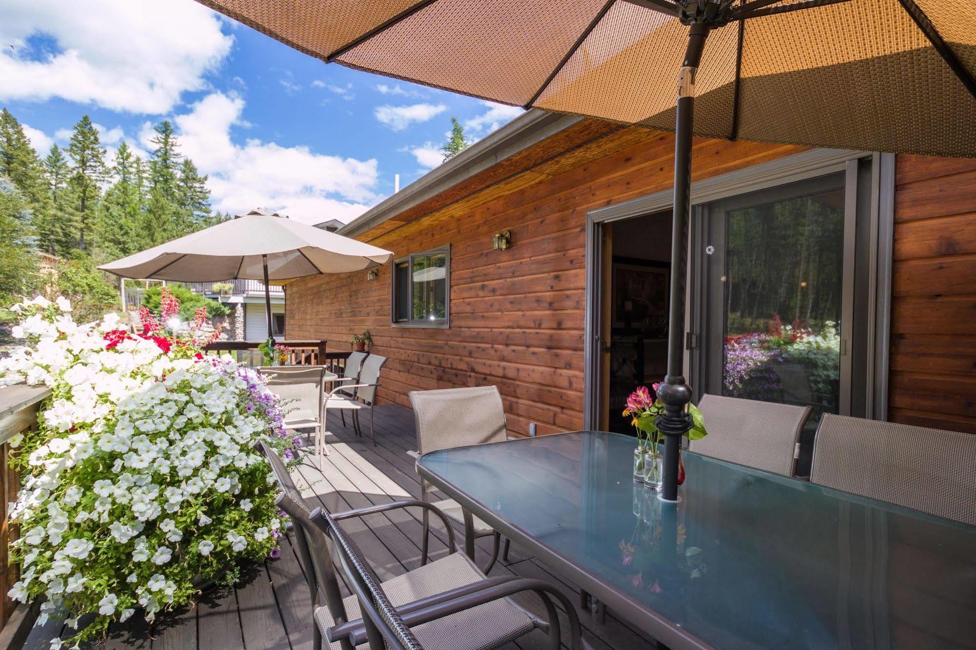 Meadow Lake View Bed And Breakfast Колумбия-Фолс Экстерьер фото